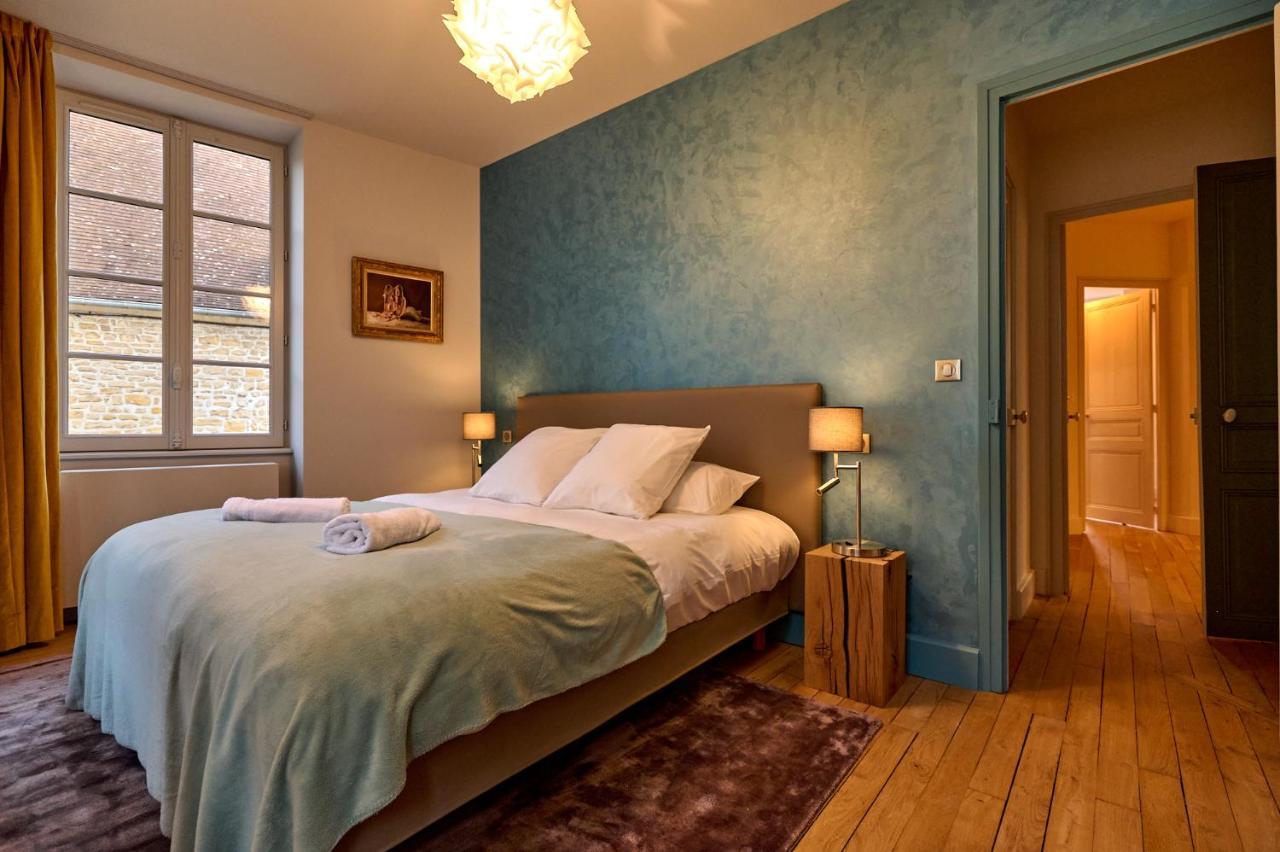 Appartement Montagnon - Les Suites Du Palais - Classe 4 Etoiles, Parking Prive, Vue Cathedrale, 3 Chambres, Primo C0Nciergerie Nevers Eksteriør billede