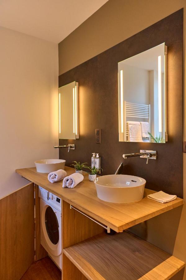 Appartement Montagnon - Les Suites Du Palais - Classe 4 Etoiles, Parking Prive, Vue Cathedrale, 3 Chambres, Primo C0Nciergerie Nevers Eksteriør billede