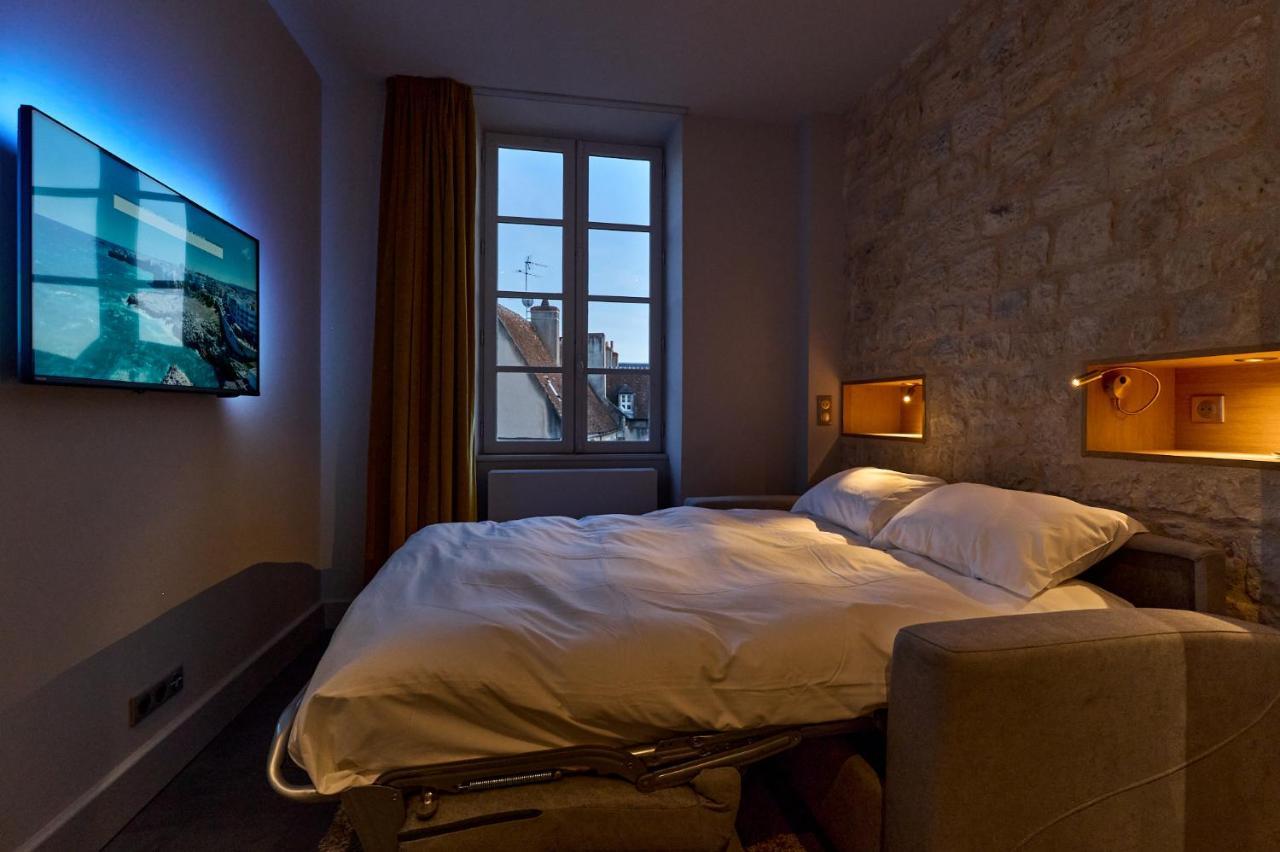 Appartement Montagnon - Les Suites Du Palais - Classe 4 Etoiles, Parking Prive, Vue Cathedrale, 3 Chambres, Primo C0Nciergerie Nevers Eksteriør billede
