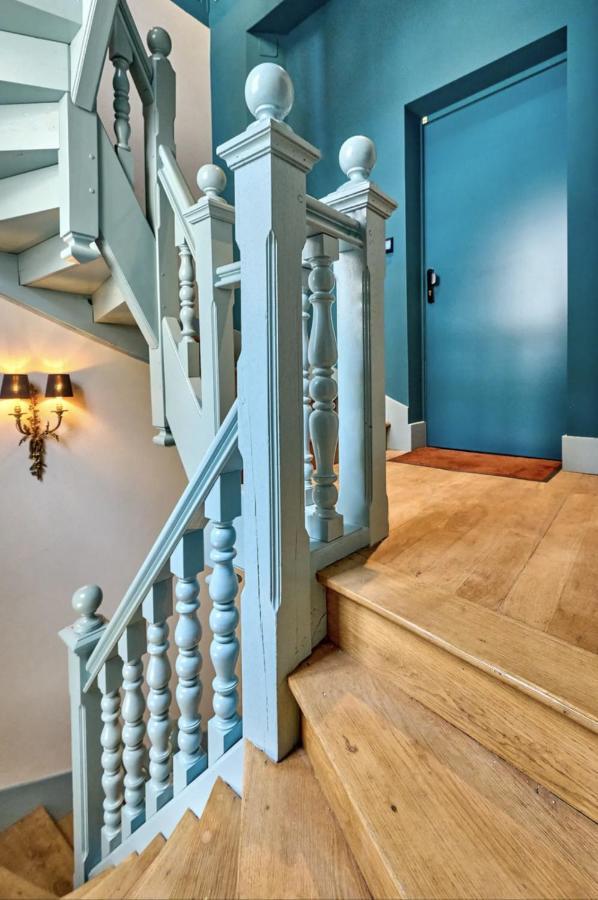 Appartement Montagnon - Les Suites Du Palais - Classe 4 Etoiles, Parking Prive, Vue Cathedrale, 3 Chambres, Primo C0Nciergerie Nevers Eksteriør billede