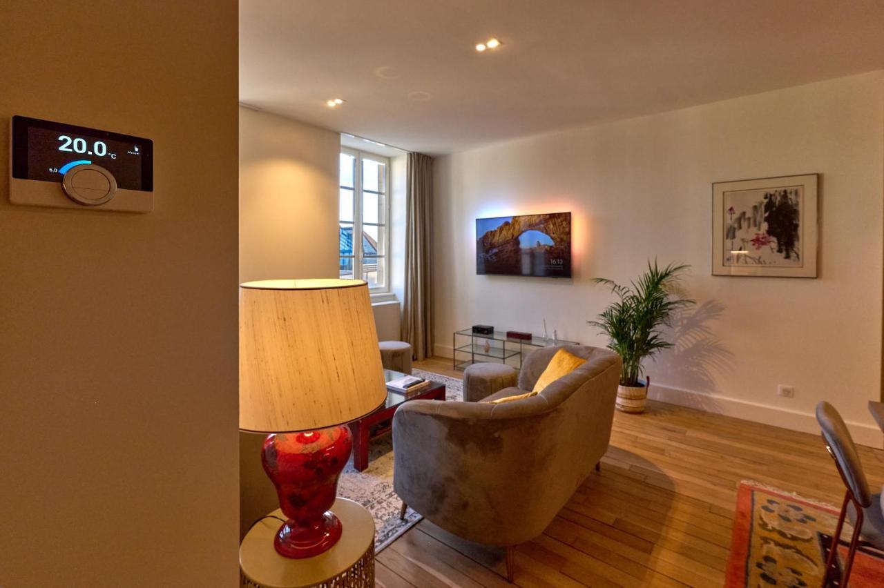 Appartement Montagnon - Les Suites Du Palais - Classe 4 Etoiles, Parking Prive, Vue Cathedrale, 3 Chambres, Primo C0Nciergerie Nevers Eksteriør billede